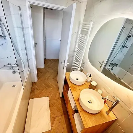 Duplex 3p Sur Port Apartman Antibes