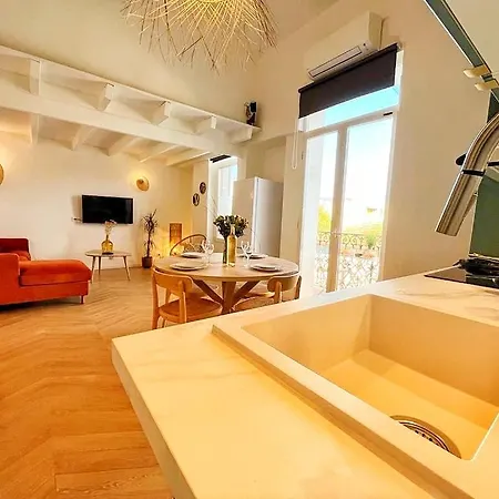 Apartment Duplex 3p Sur Port Antibes